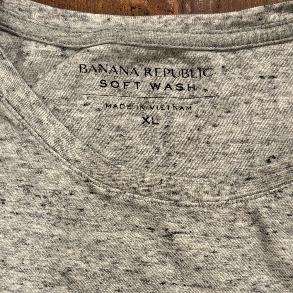 Banana Republic Soft Heather Gray Crewneck Tee Size XL